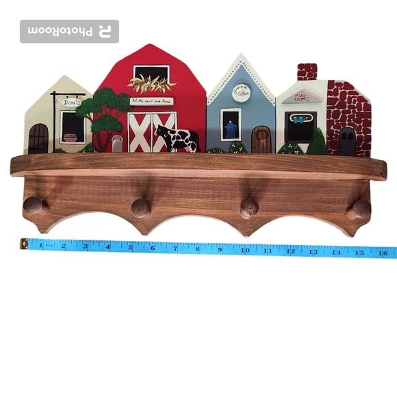 Country Wall Mounted Wood 4 Peg Shelf Hand Painted Town Scene Farm House Rustic - Picture 4 of 10